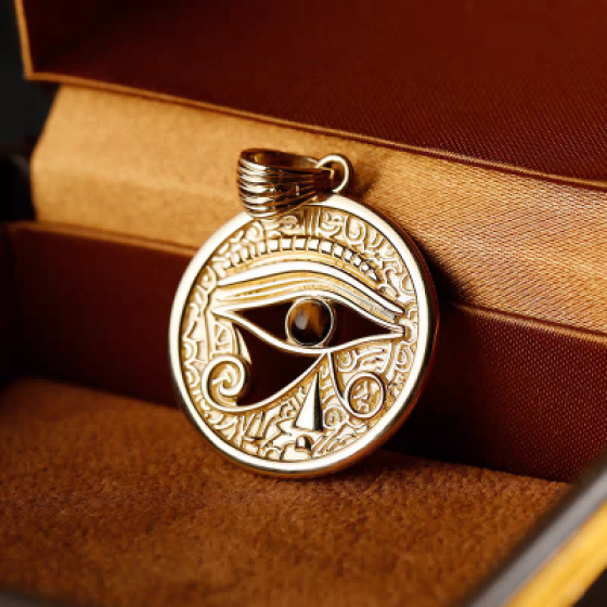 ncient Egyptian Eye of Protection｜gold Horus Pendant with Tiger Eye